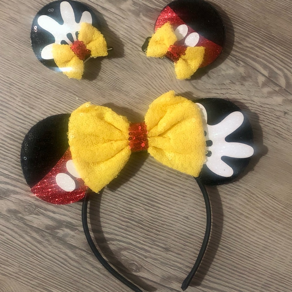 Mickey Mouse Sequin Headband and Bow clips